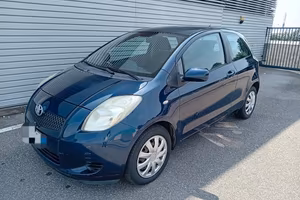 Toyota Yaris 1.3 Benzina E4 >UNICO PROPRIETARIO< 