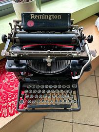 Macchina da scrivere Remington