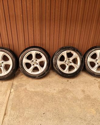 cerchi in lega alfa Mito con gomme estive al 90%