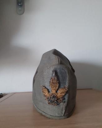Militaria-- REI -