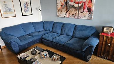 divano angolare con letto matrimoniale