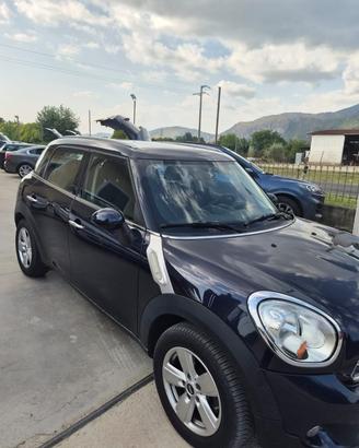 Mini Cooper D Countryman 1.6 Business euro 6 km 11