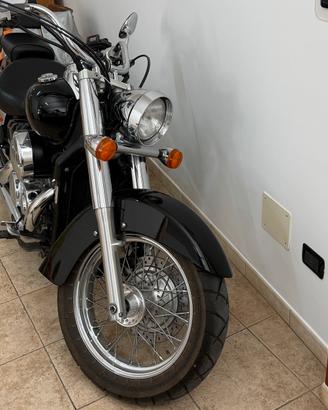 Honda shadow 750 PARI AL NUOVO!
