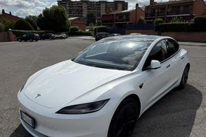 Tesla Model 3 Premium RWD