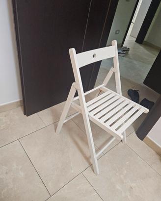 Sedie bianche pieghevoli Ikea