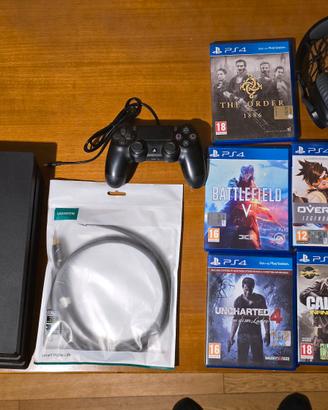 Ps4 pro + 6 giochi  + cuffie JBL + Hdmi 4k