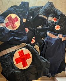 Vari indumenti Croce Rossa Italiana anni ‘90