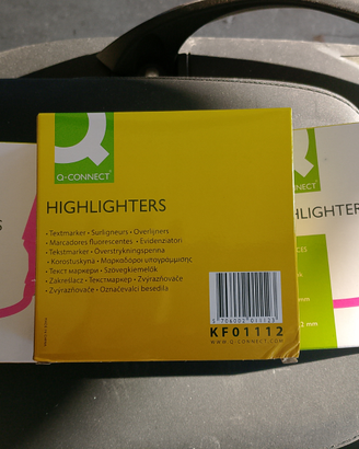 Lotto 30 evidenziatori fucsia