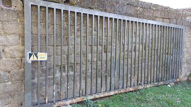 Cancello in ferro scorrevole