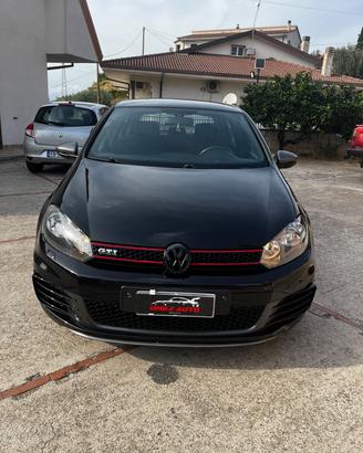 Volkswagen Golf GTI 2.0 TSI DSG 5p.