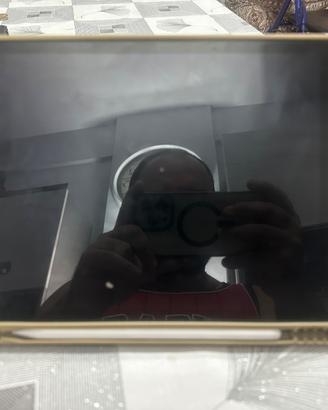 iPad 9ª Generazione 64 GB Wi-Fi + LTE
