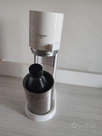 SodaStream DUO bianco con bottiglia e cilindro Qui