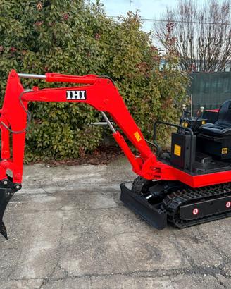 E284 - Escavatore 15 q IHI