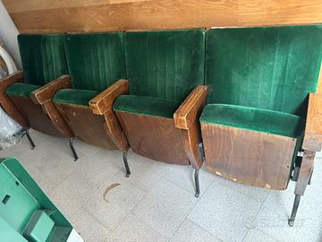 Poltrone da cinema in velluto verde