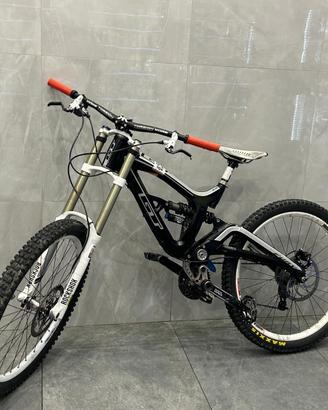 bici downhill