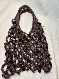 Borsa a rete marrone scuro con paillettes grandi