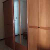 Camera da letto matrimoniale in legno 