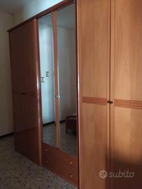 Camera da letto matrimoniale in legno 