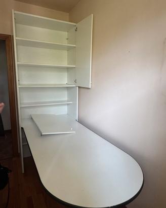 Scrivania con libreria integrata bianca