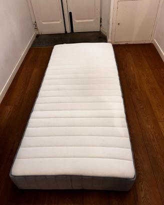 materasso IKEA 