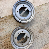 Cerchi con coppe e porta targa