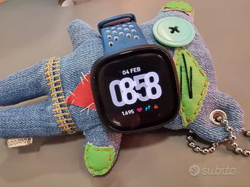 Smartwatch FitBit Versa 4