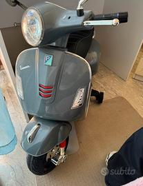 Vespa elettrica per bambini
