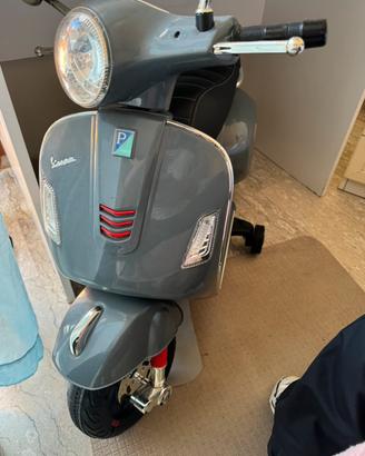 Vespa elettrica per bambini