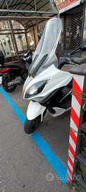 Scooter kymco 400i abs
