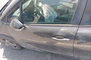 AUTO INCIDENTATA CITROEN C3