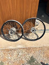 Coppia Cerchi Cross 21" e 19"