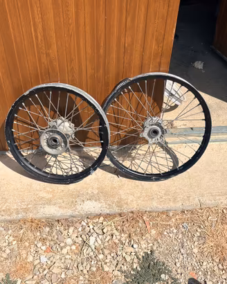 Coppia Cerchi Cross 21" e 19"