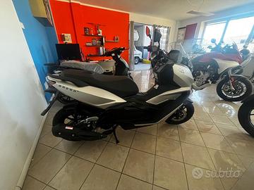 Kawasaki Kl Brera+ 125 immatricolazione compresa n