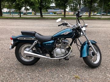 Suzuki GZ Marauder 125 - 2001