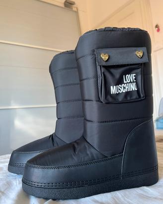 Love Moschino JA24452G0NISL000 – Stivaletti