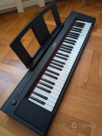 Pianoforte Yamaha NP-15 Piaggero Black 61 tasti