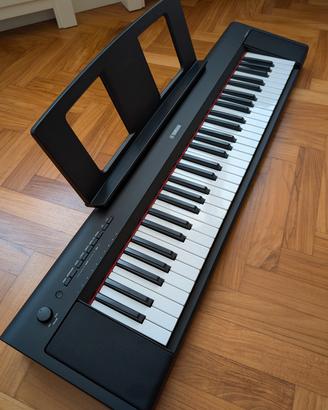 Pianoforte Yamaha NP-15 Piaggero Black 61 tasti