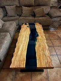 Tavoli in Resina e Legno