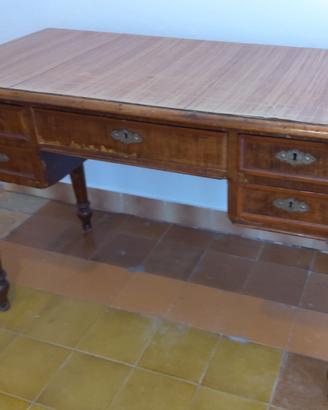 Scrivania / scrittoio antico in legno