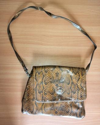 borsa a tracolla vintage  marrone con chiusura 