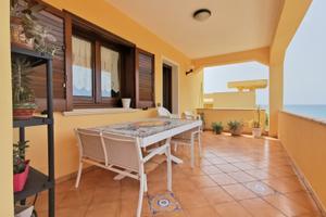 Appartamento con terrazza panoramica sul mare