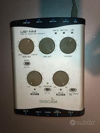 Tascam US-144 - Interfaccia USB 2.0 Audio/MIDI.