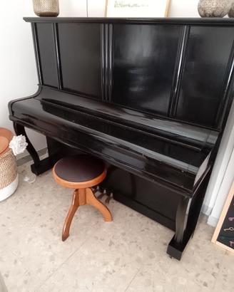Pianoforte a coda IC Baer nero