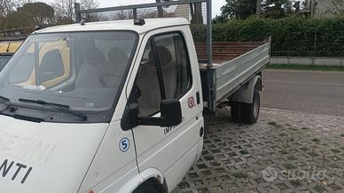Autocarro FORD TRANSIT anno 94