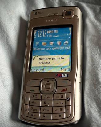NOKIA N70 perfettamente funzionante. Caricabatteri