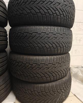 4 PNEUMATICI INVERNALI NOKIAN 235/50 R20 100V