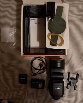 Godox v100 nikon