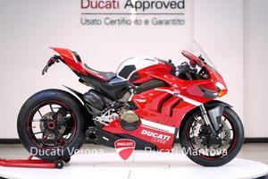 Ducati Panigale V4 molto accessoriata a soli € 18.