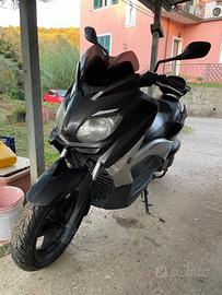 Yamaha X-Max 250 - 2011