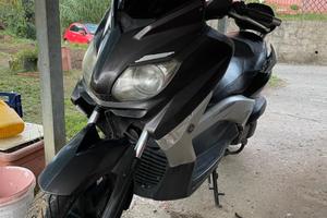 Yamaha X-Max 250 - 2011